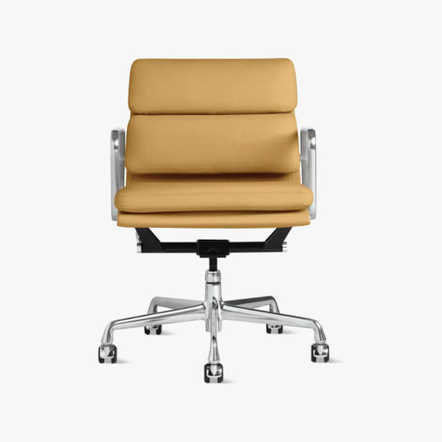 Eames Soft Pad Chair